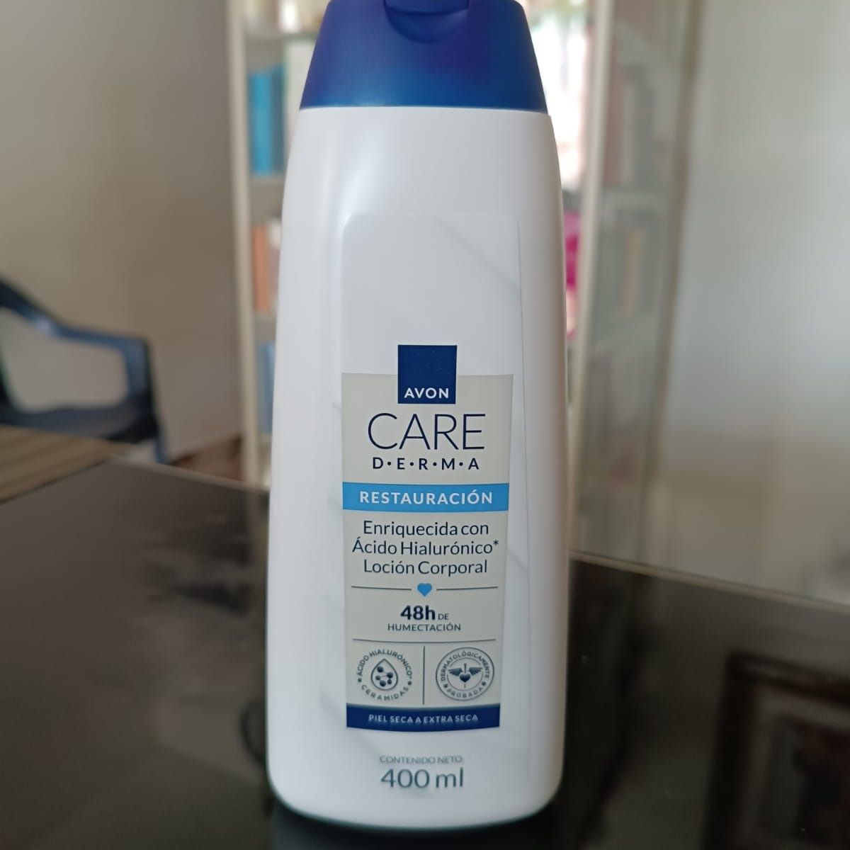 AVON - Loción crema corporal  Avon Care Restauración 400 ml