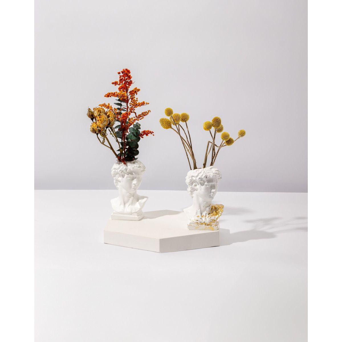 DECORACIONES ALE Y GABI - Centro decorativo Lael 2 Jarrones Base Flores