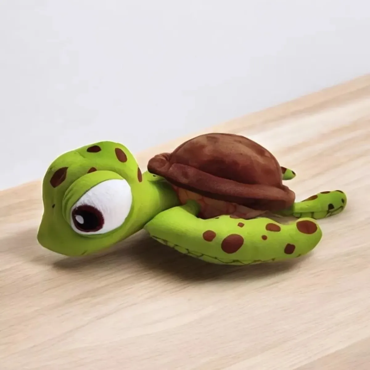 GENERICO - Peluche Tortuga Squirt Buscando A Nemo 35 Cm