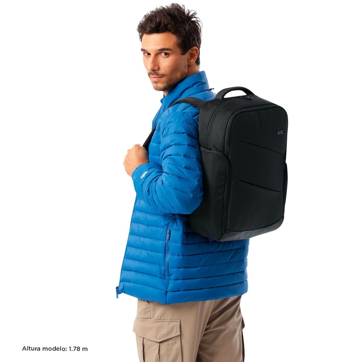 TOTTO - Morral Ejecutivo Porta PC 16" Slant Negro Hombre