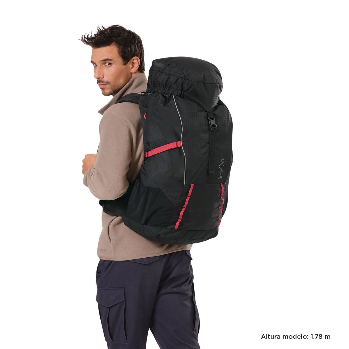 TOTTO - Morral de Viaje Summit 45 M Negro