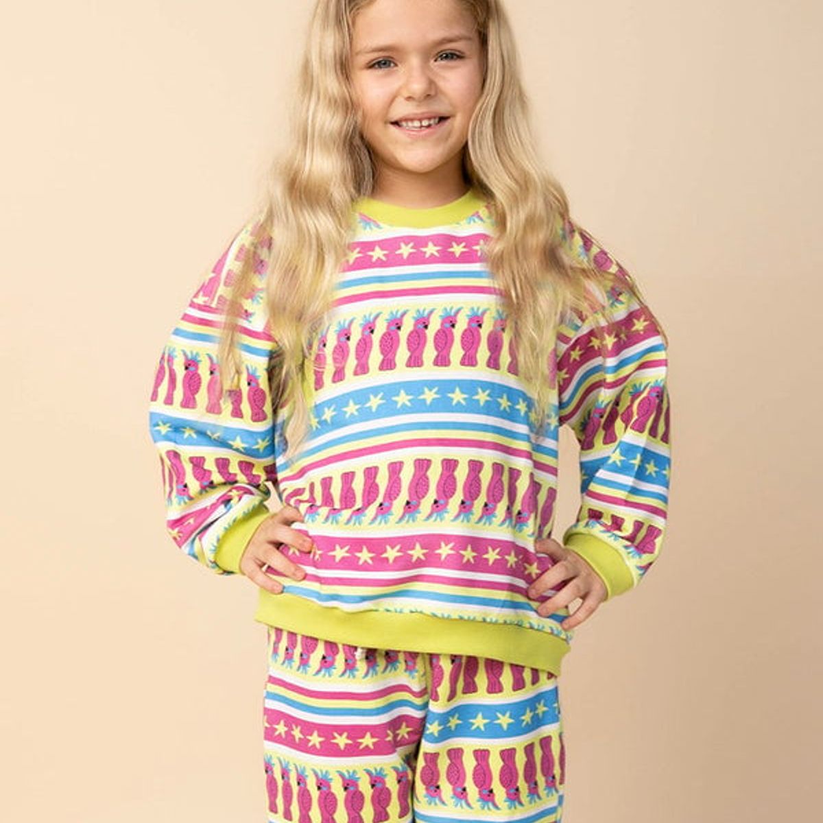 DOSOJOS - Conjunto para niñas y niños de buzo y jogger algodón peruano cacatúas