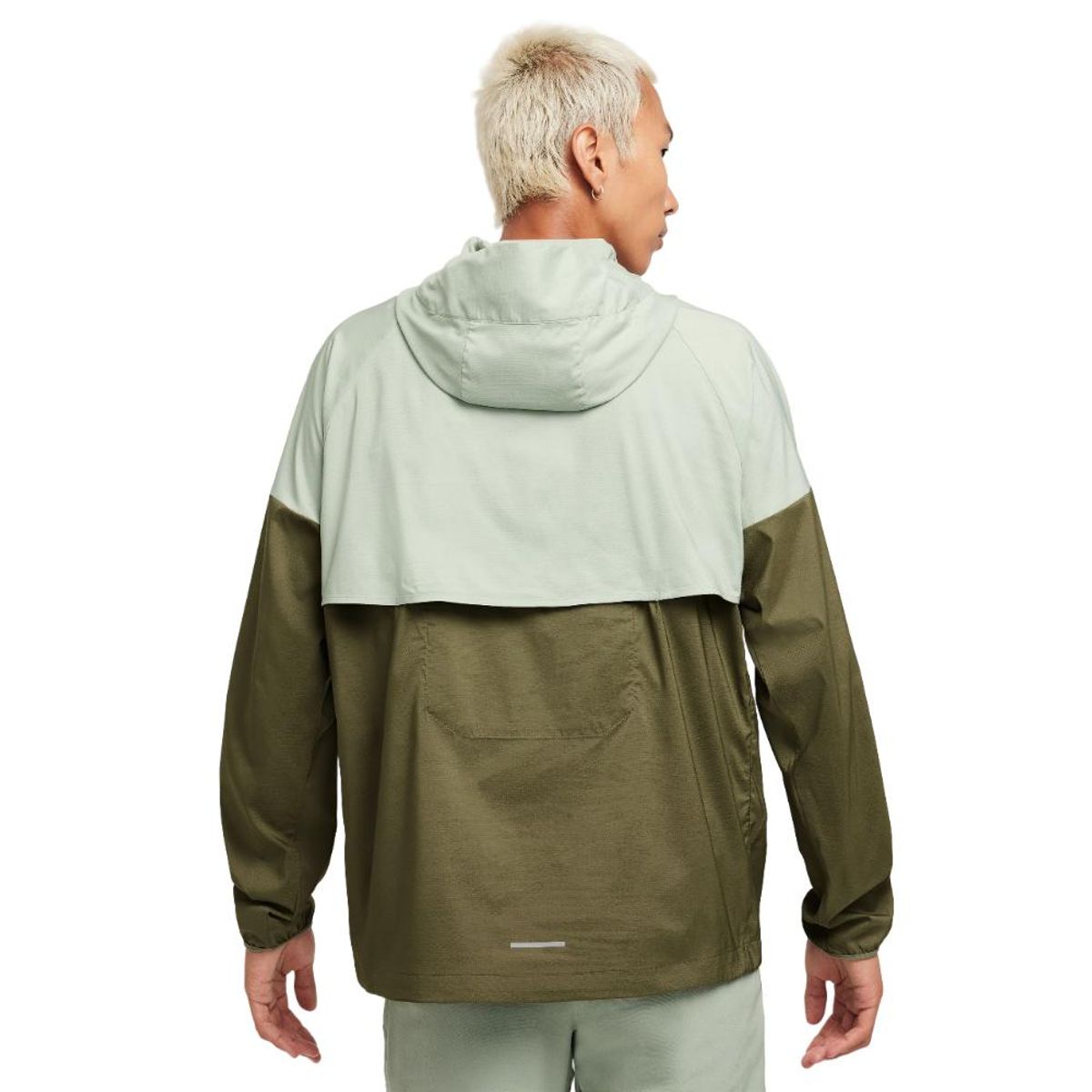 NIKE - Chaqueta Rompevientos Nike Imp Light Windrunner-Verde Oliva