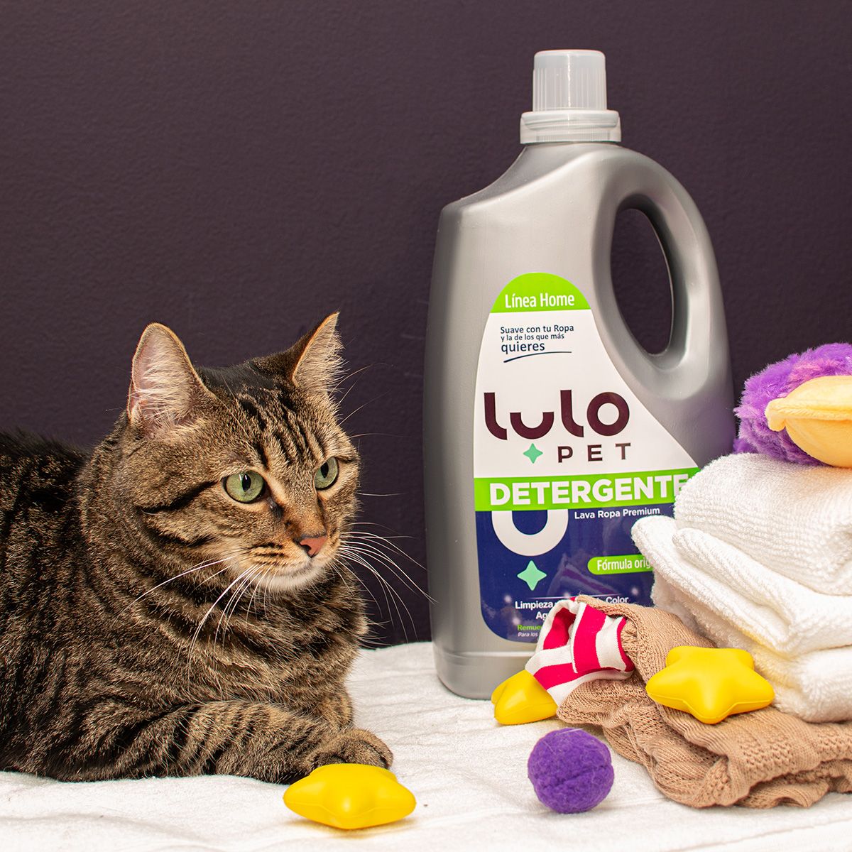 LULOPET - LuloPet Detergente Premium Lava Ropa Para Mascotas 3Lt