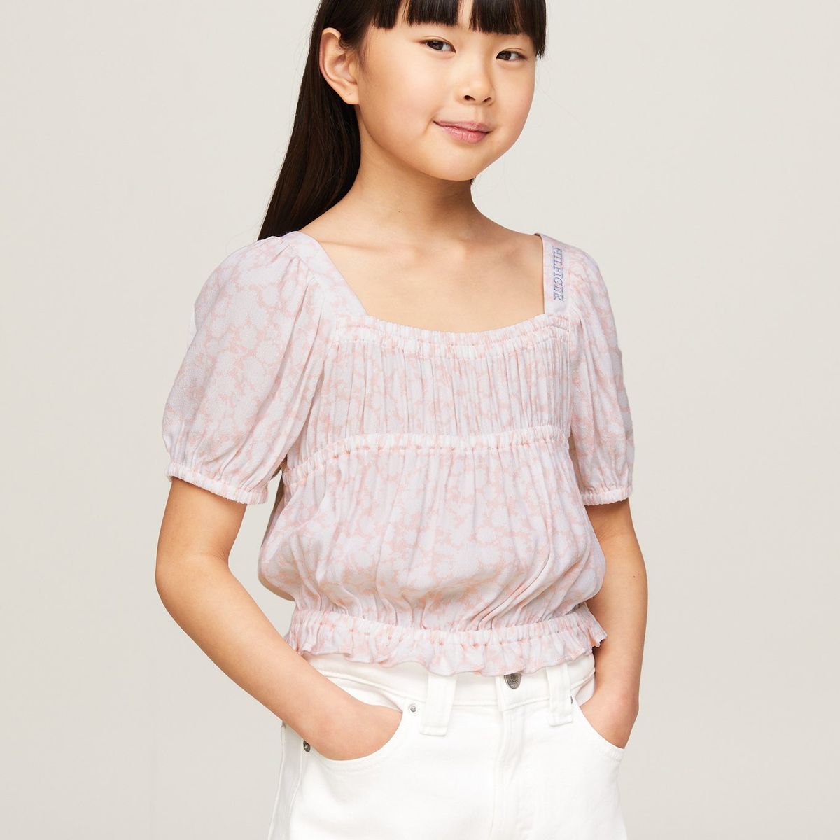 TOMMY HILFIGER - Blusa Rosada Niña Rosada Cropped De Estampado Floral Tommy Hilfiger