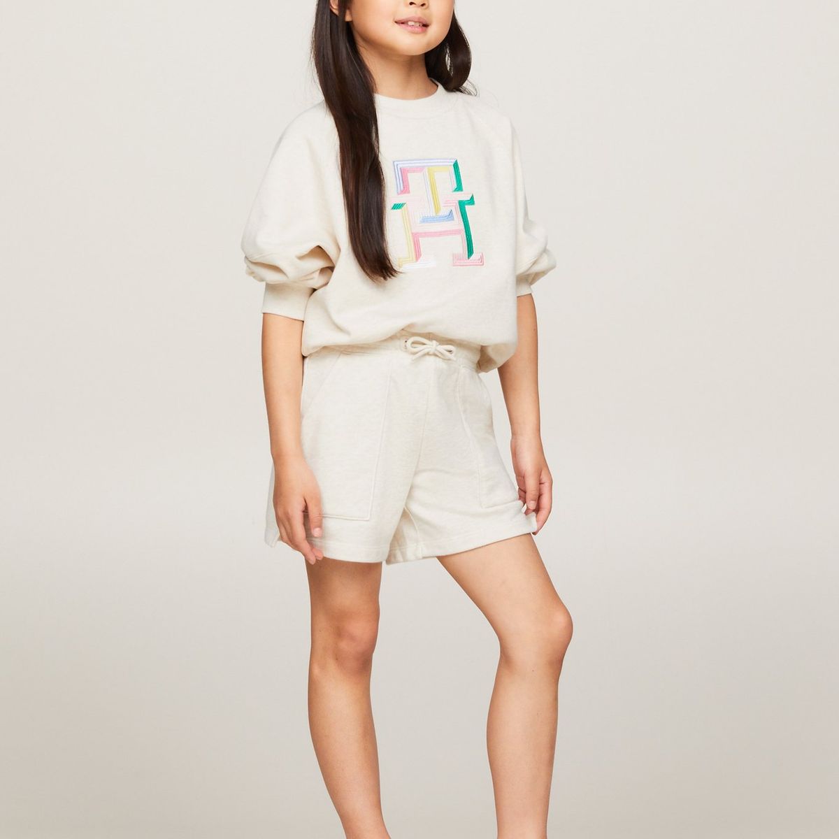 TOMMY HILFIGER - Shorts Blanco Niña Con Cordón Corte Amplio Essential Tommy Hilfiger