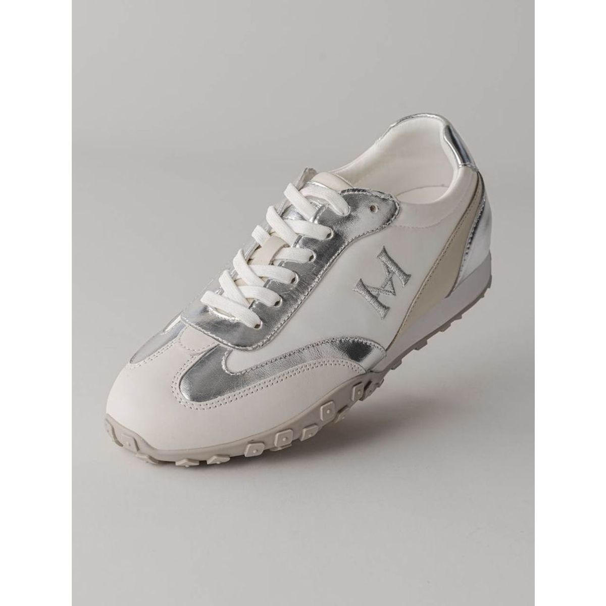 MARIO HERNANDEZ - Tenis Pista Niebla