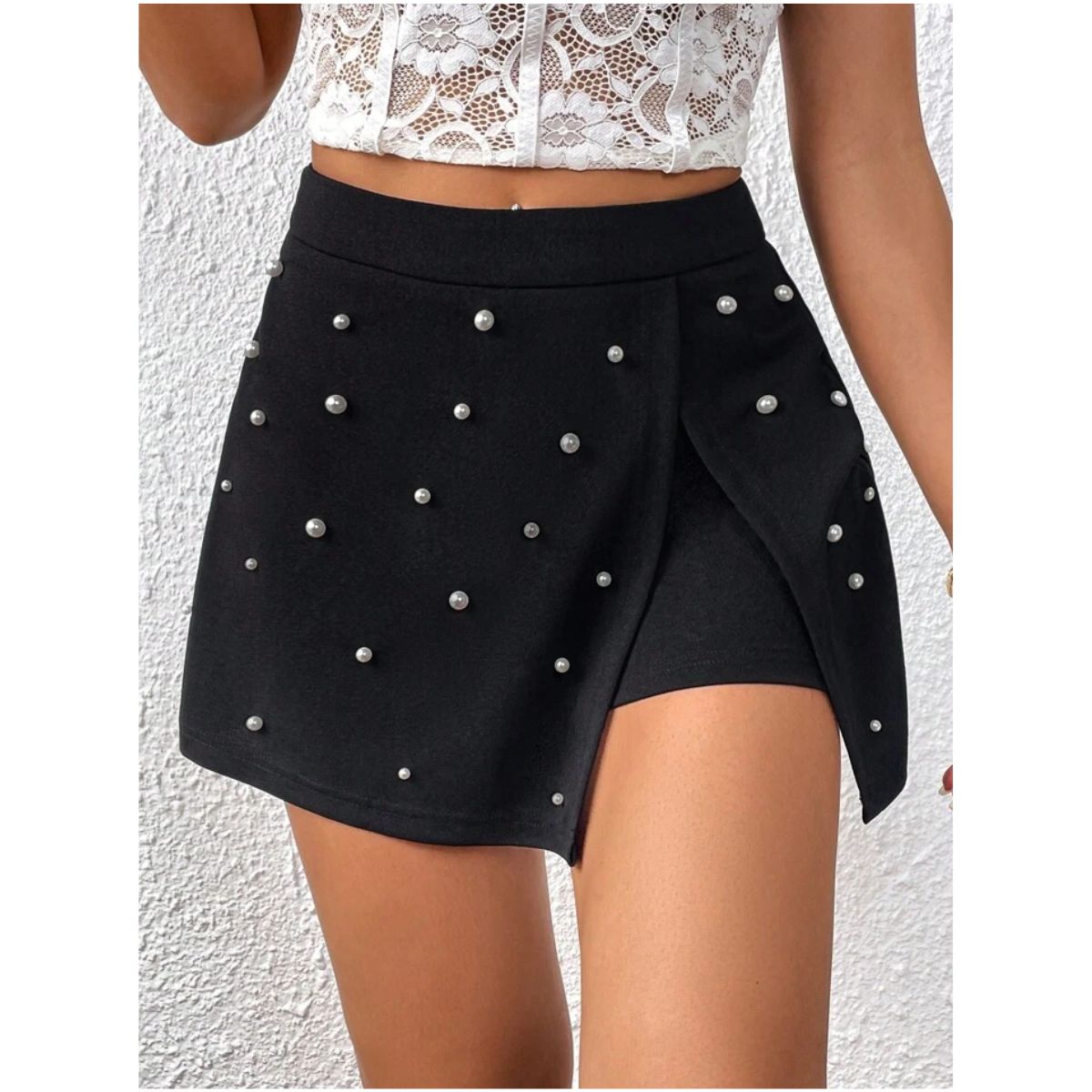 NEGRELI - FALDA SHORT CON PERLAS REF-3072