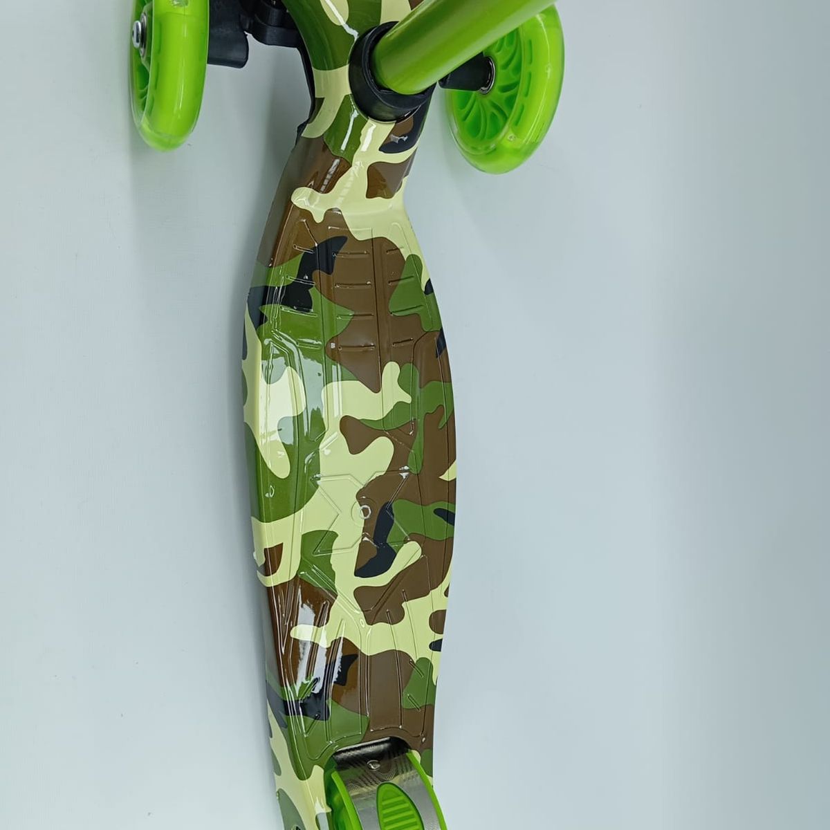 JUGUETERIA EXPRESS - Monopatin Patineta Scooter Diseños Niños + Ruedas Con Luces