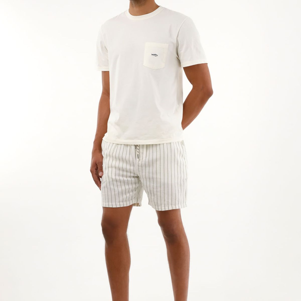 TENNIS - Camiseta crudo con bolsillo de parche para hombre