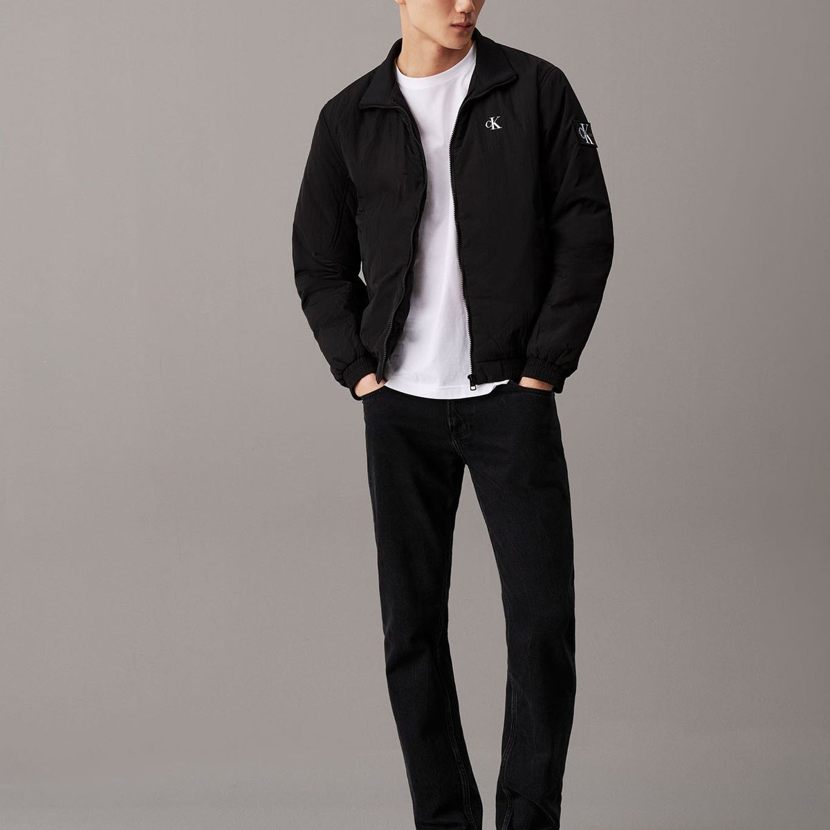 CALVIN KLEIN - Chaqueta negra de nailon acolchado con cremallera Calvin Klein