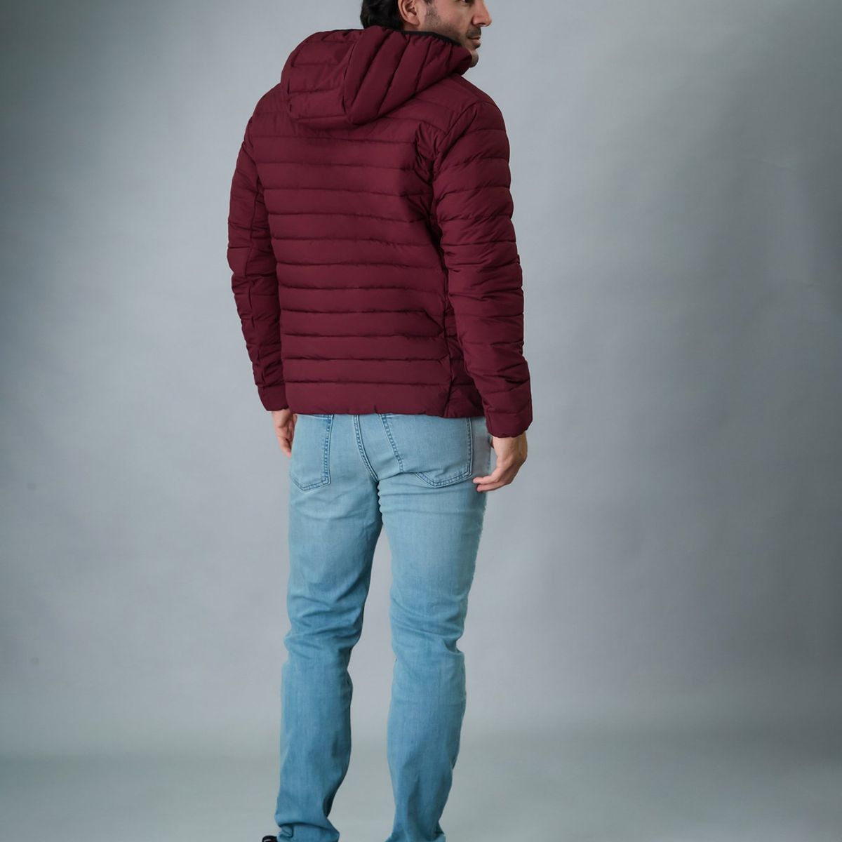 CALVIN KLEIN - Chaqueta Vinotinto Acolchada Con Capota Calvin Klein