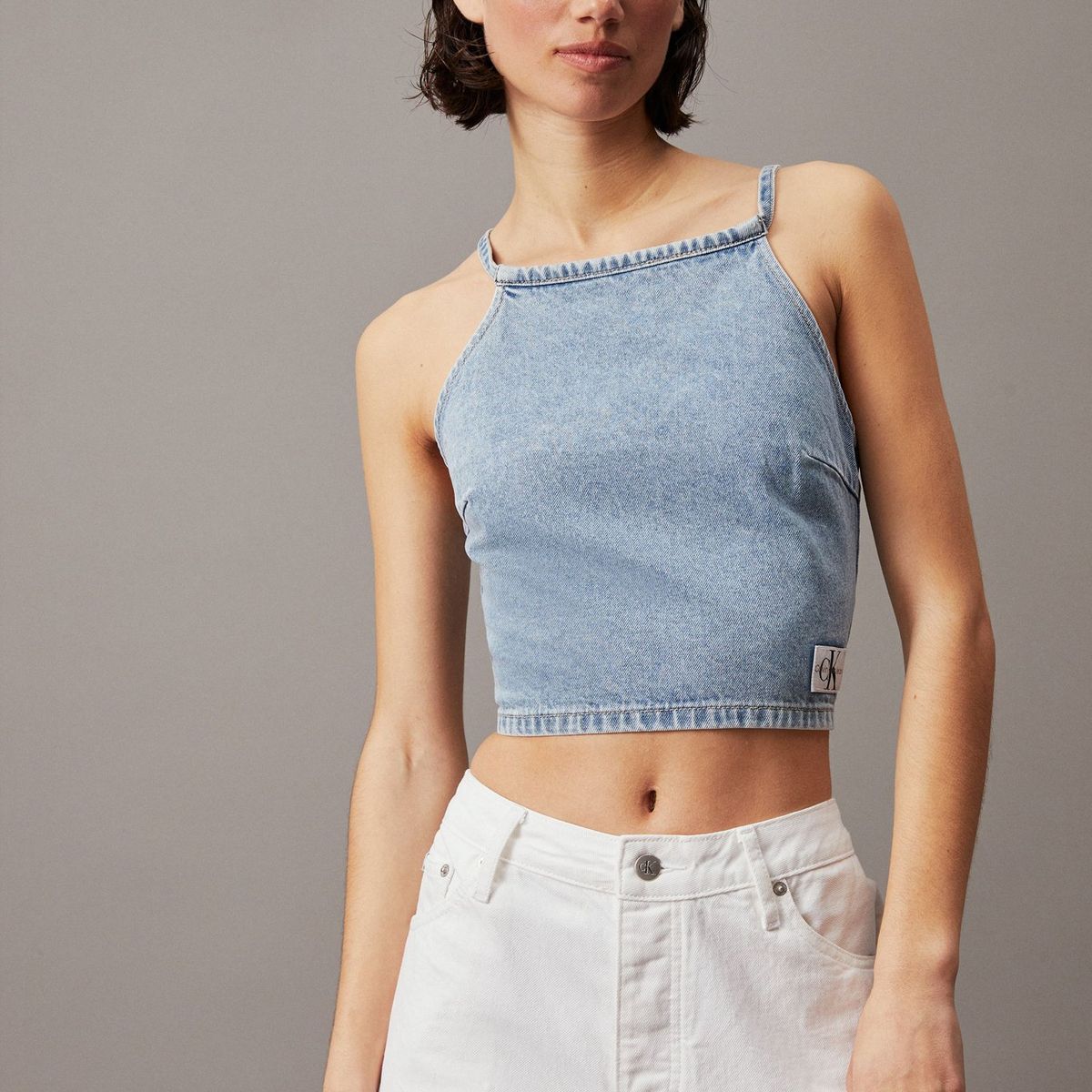 CALVIN KLEIN - Top azul denim con cierre anudado en espalda Calvin Klein