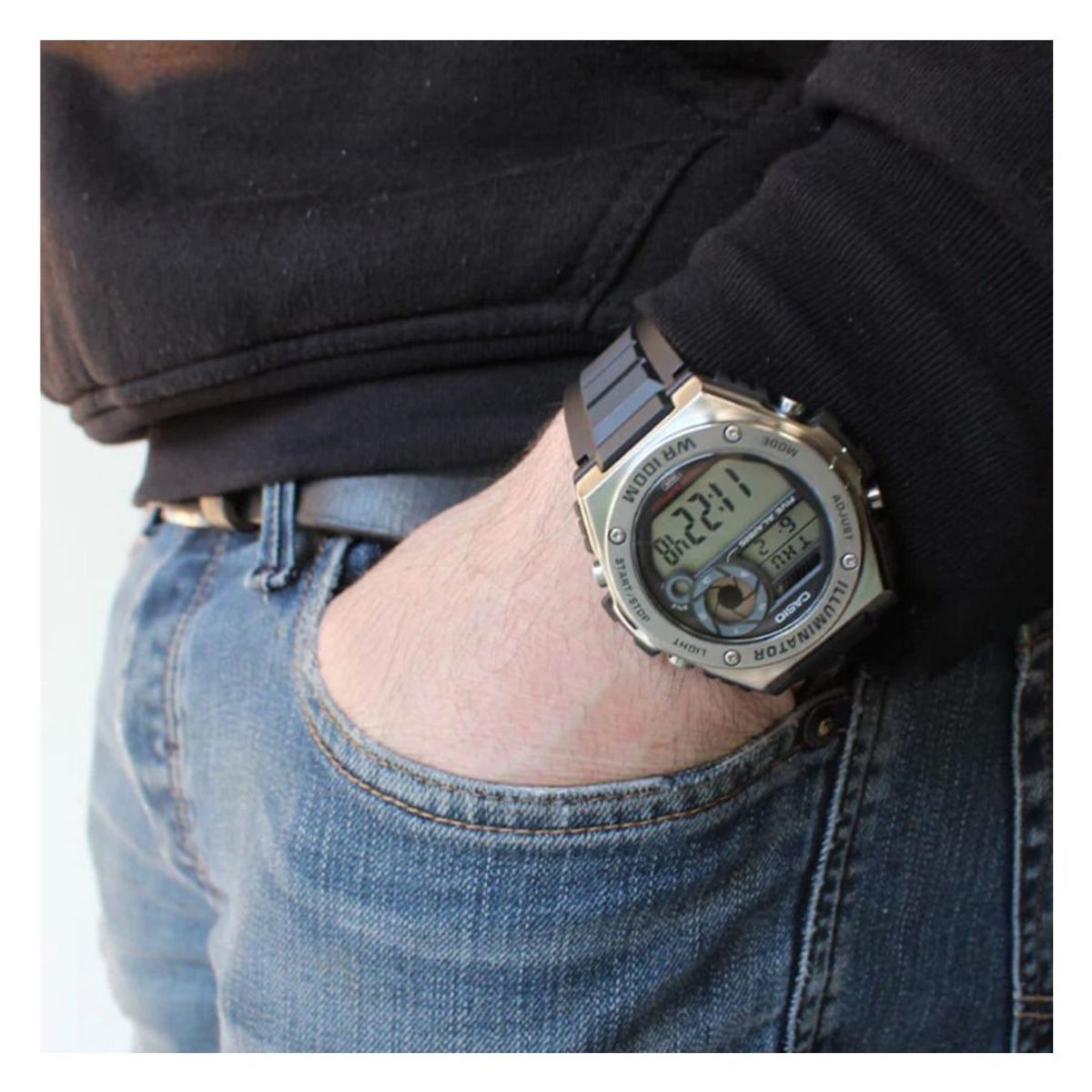 CASIO - Reloj Casio Modelo MWD-100H-1A Diseño Deportivo