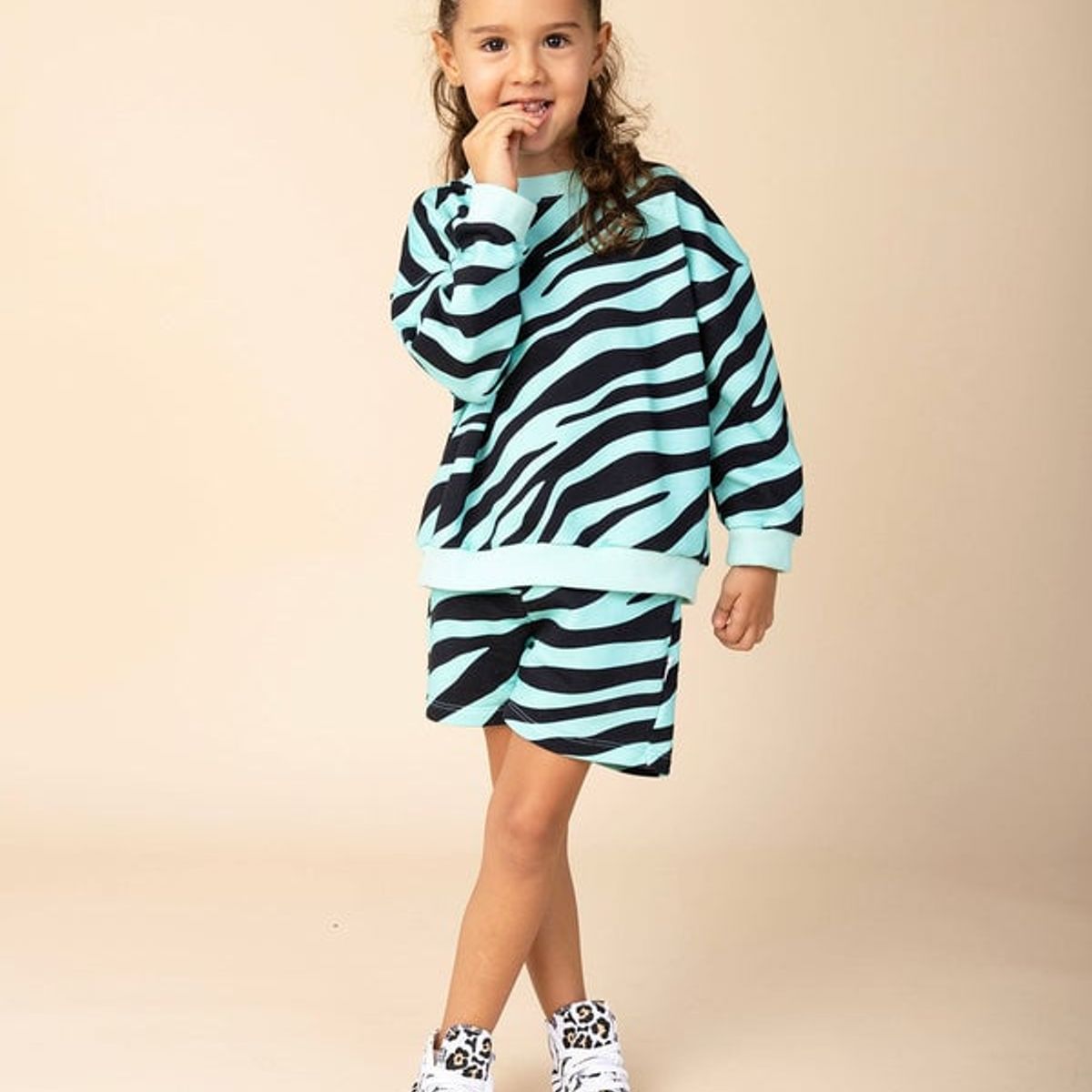 DOSOJOS - Conjunto de buzo oversized y short en algodón peruano - Cebra unisex