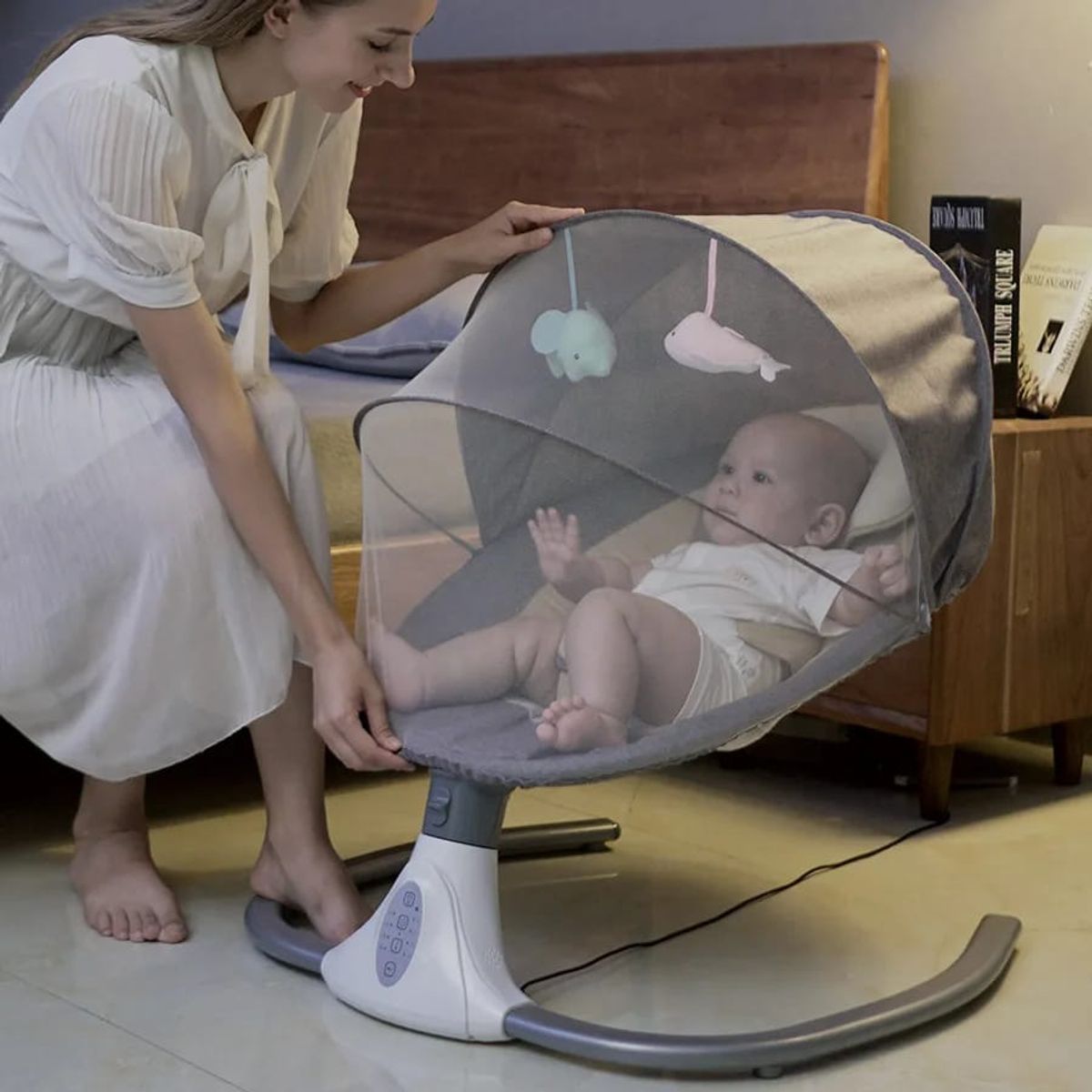 MUNDO BEBE - SILLA MECEDORA ELECTRICA ALTA GAMA CON MOSQUITERO  GRIS