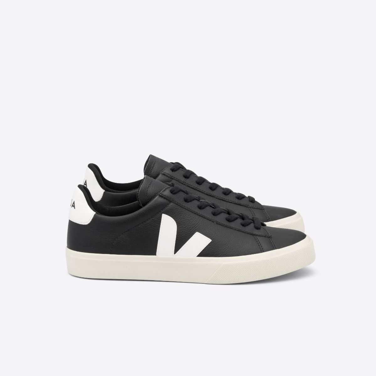 VEJA - Tenis veja de hombre campo chromefree leather VEJA Negro TECAMCHROLEA