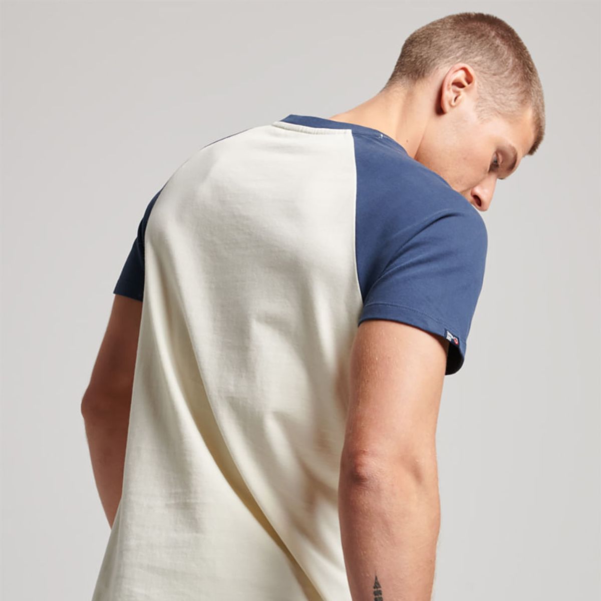 SUPERDRY - Camiseta Para Hombre Vintage Gym Raglan Superdry