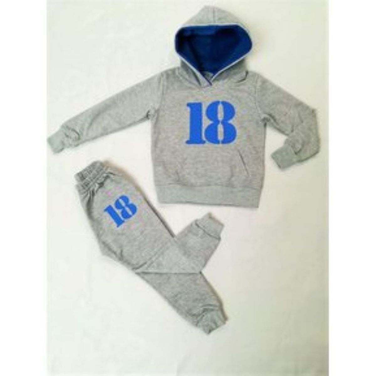 URBAN PLUS - conjunto niño buzo y pantalon 18 gris sudadera