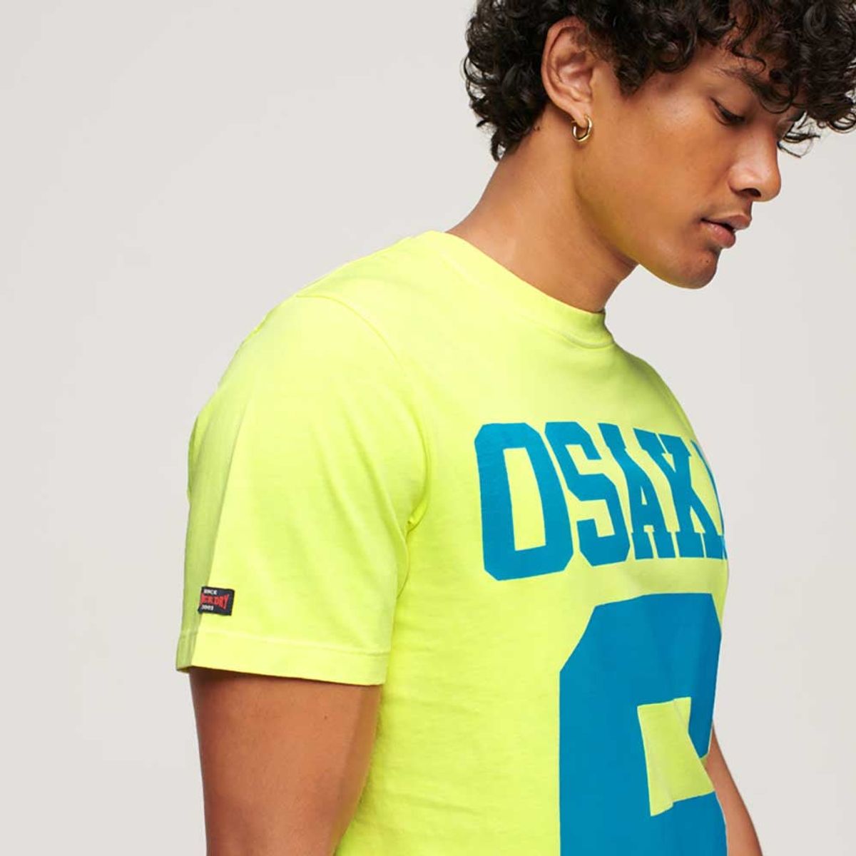 SUPERDRY - Camiseta Manga Corta Para Hombre Osaka Neon Graphic Superdry