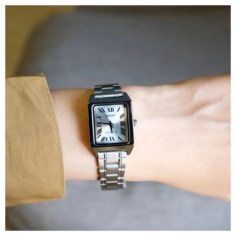 ○ CASIO ○ LTP-V007D-7B LTP-V007D-7B