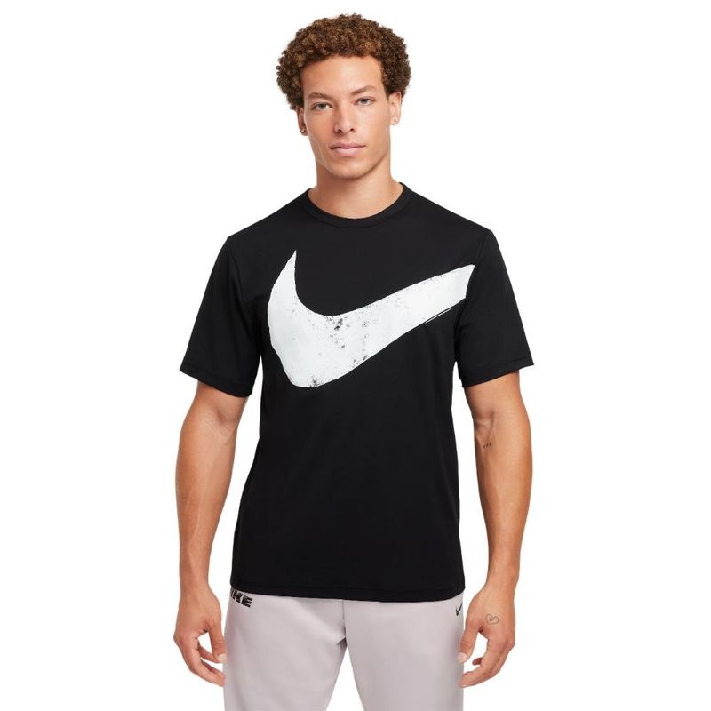 NIKE - Camiseta Nike Hyverse Swoosh-Negro