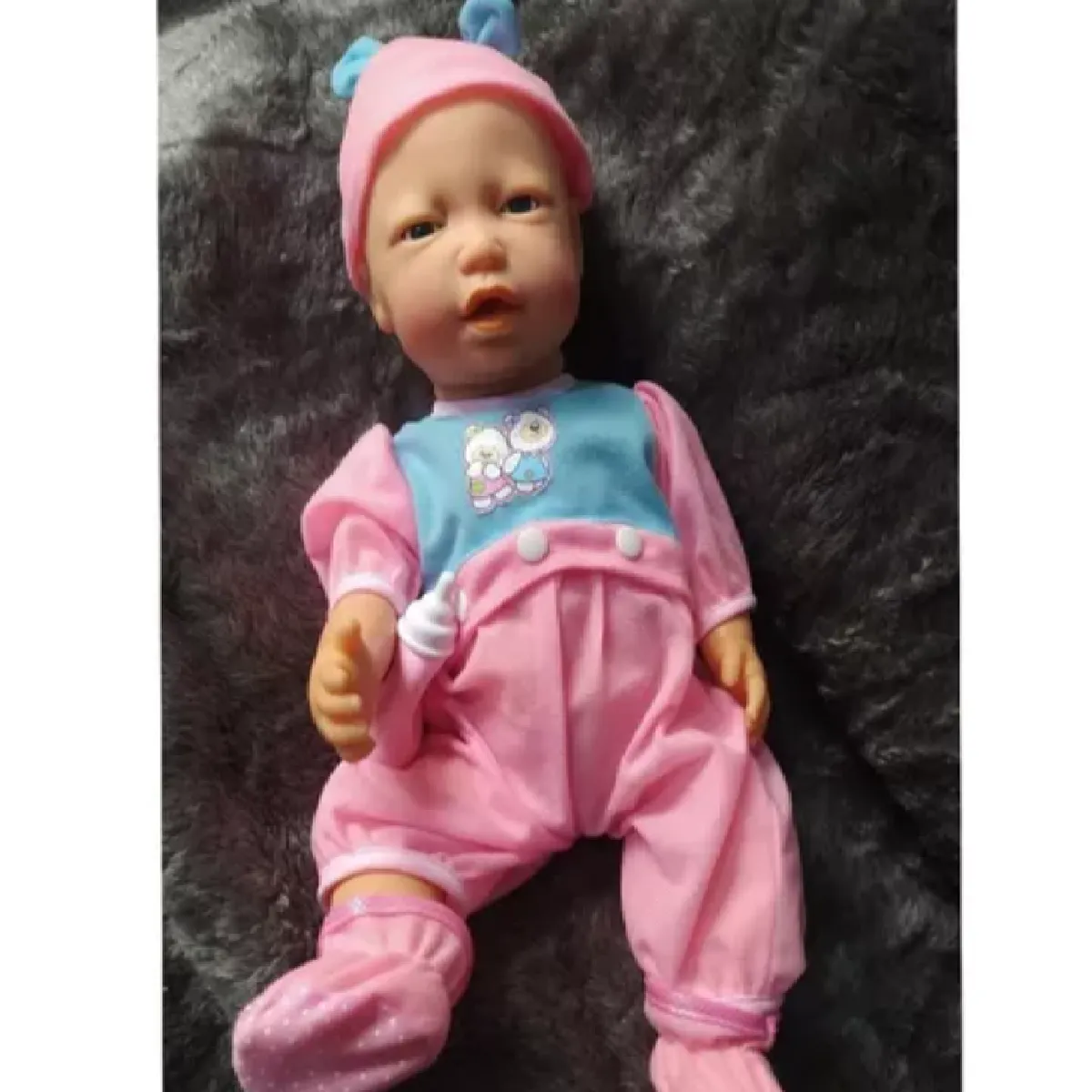 GENERICO - BEBE MUÑECA REALISTA CON GESTOS Y INTERACTIVA XMY201A