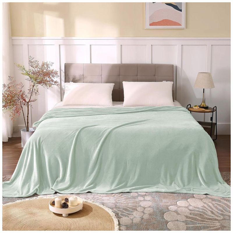 HAPPY BEAR - Cobija Para Cama Sencilla Piel Conejo Poliester Verde Menta