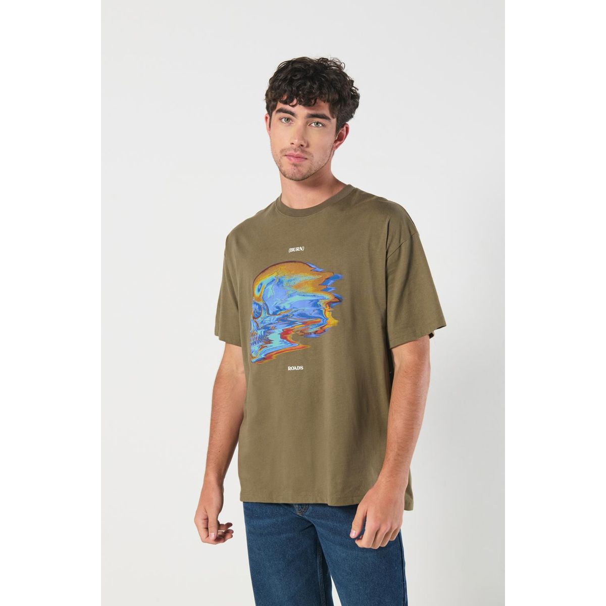 KOAJ - KOAJ Camiseta oversize verde con manga corta y diseño futuri