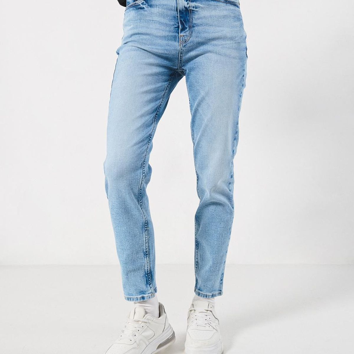 KOAJ - KOAJ Jean mom súper tiro alto azul con bota recta y desgaste Mujer