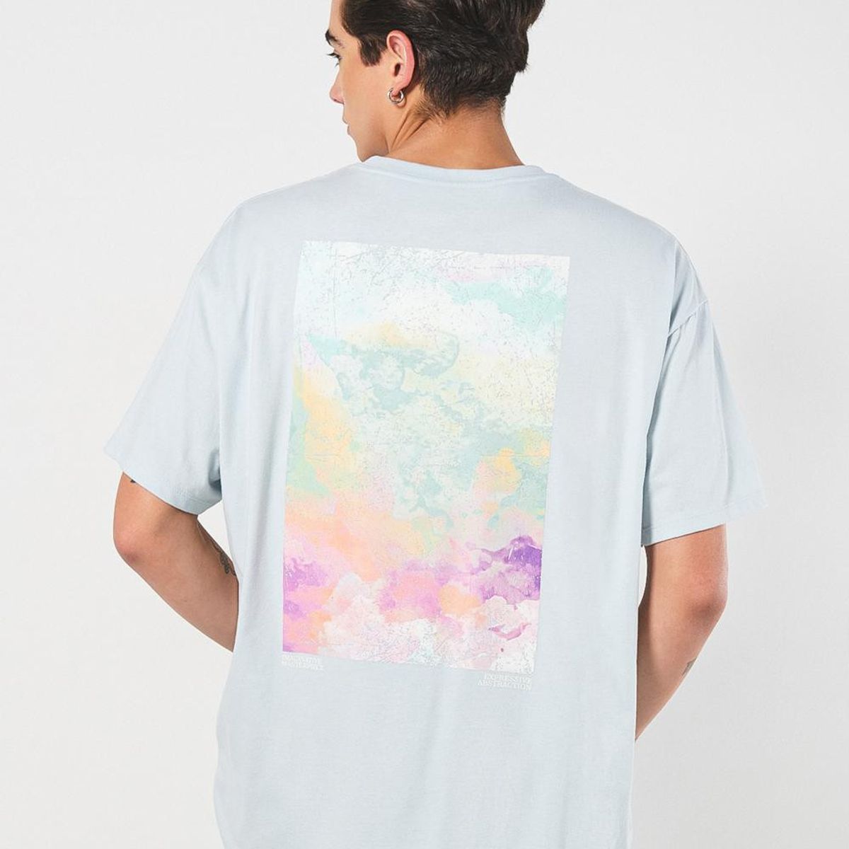 KOAJ - KOAJ Camiseta azul manga corta oversize con paisaje artísti Hombre