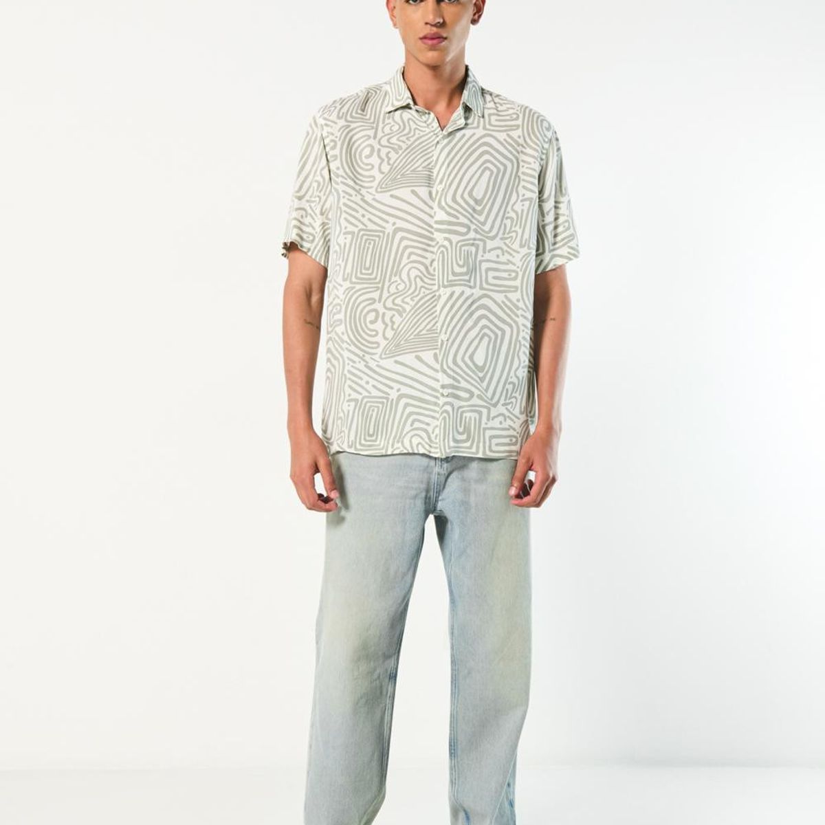 KOAJ - KOAJ Camisa estampada unicolor manga corta con cuello sport Hombre