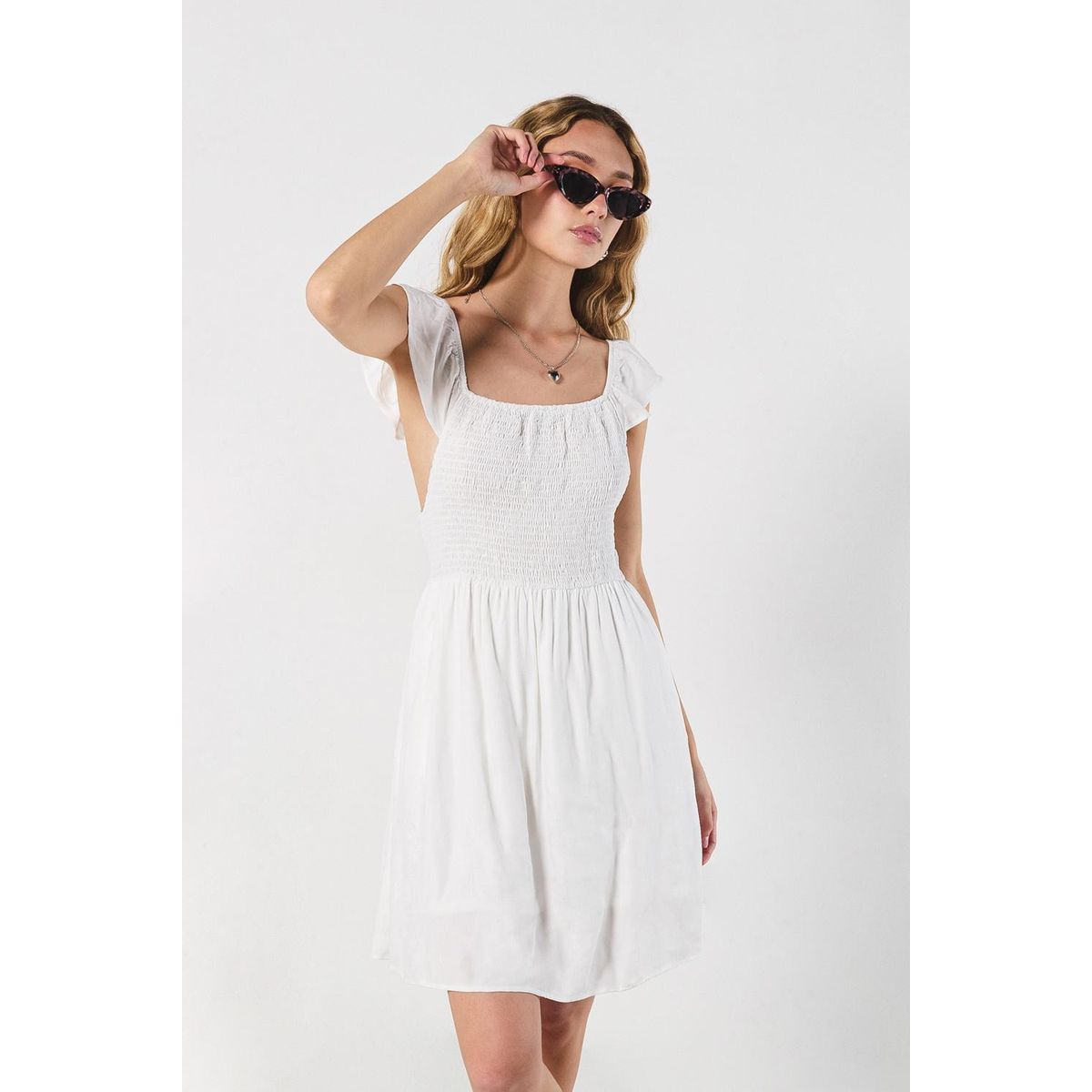 KOAJ - KOAJ Vestido crema claro corto manga sisa con golas Mujer