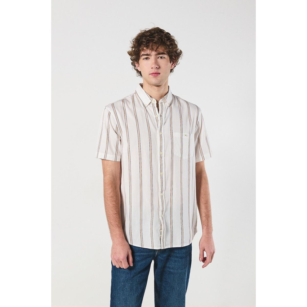 KOAJ - KOAJ Camisa manga corta unicolor con bolsillo y diseños de r Hombre