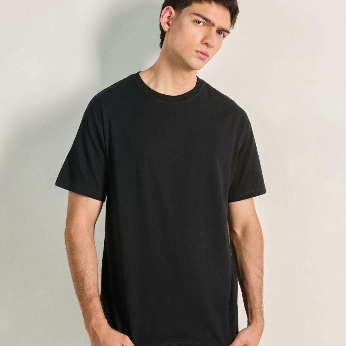 KOAJ - KOAJ Camiseta unicolor manga corta con diseño racer en espal Hombre