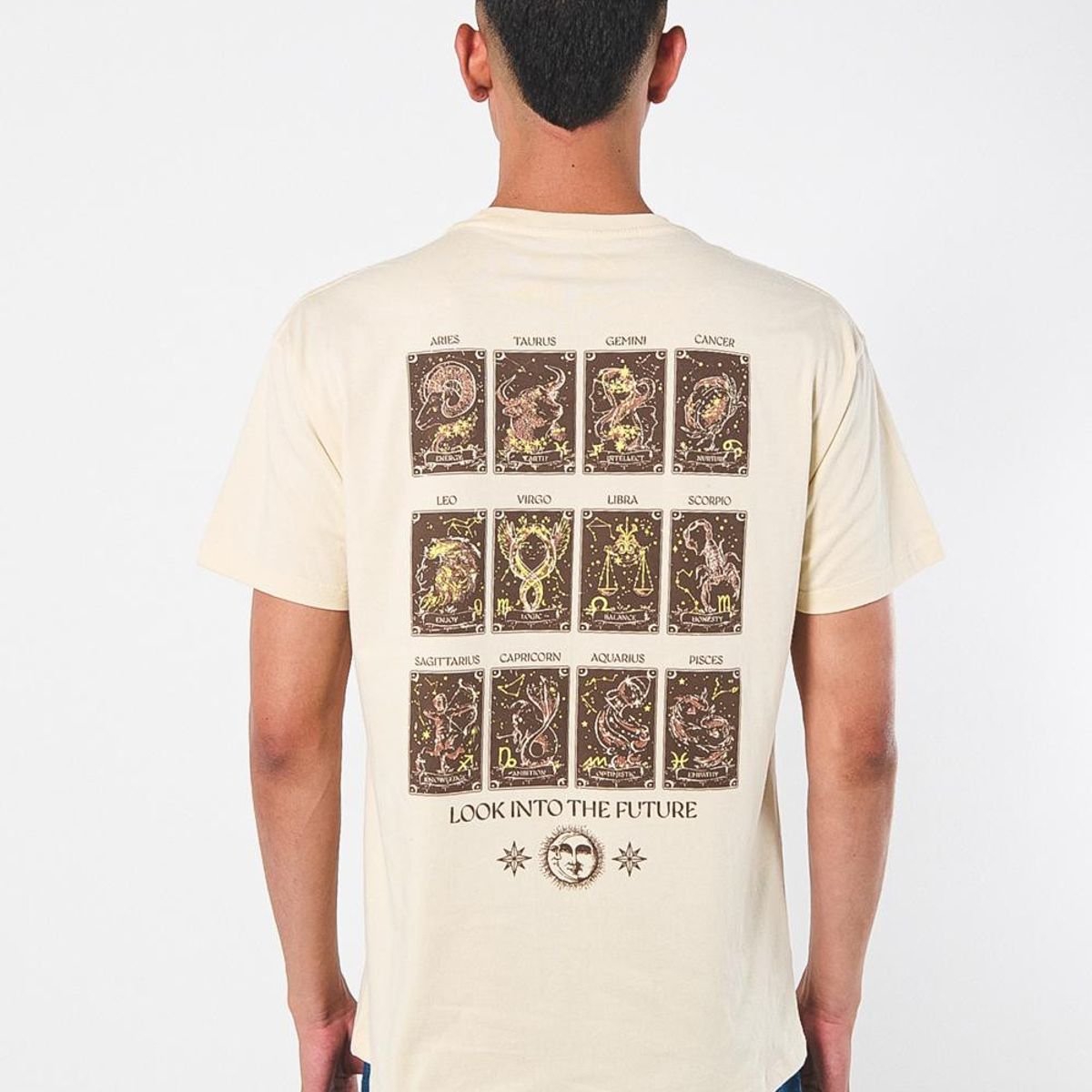 KOAJ - KOAJ Camiseta manga corta unicolor con estampado en frente y Hombre