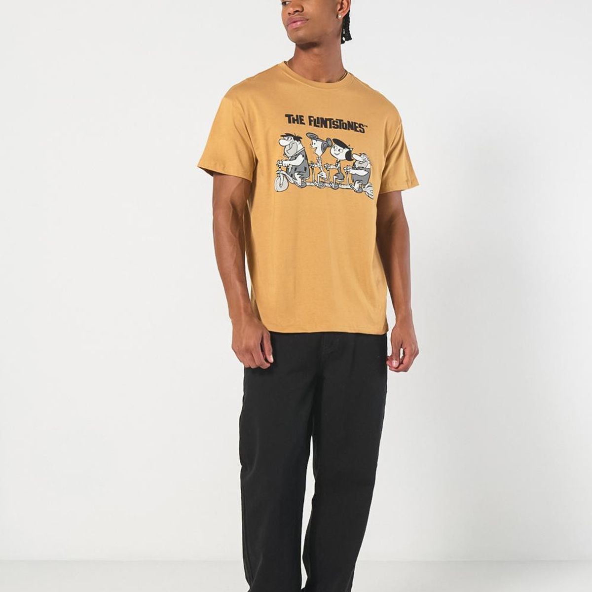 KOAJ - KOAJ Camiseta amarilla cuello redondo de Los Picapiedra Hombre