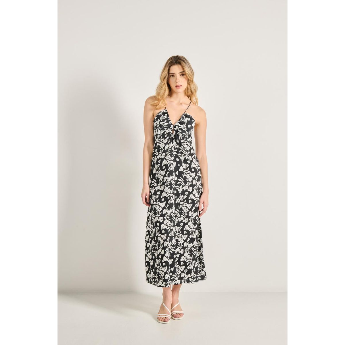 KOAJ - KOAJ Vestido largo para mujer en tono negro, elaborado en te Mujer