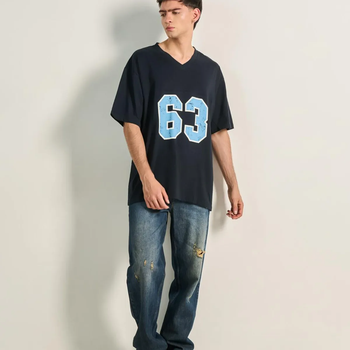 KOAJ - KOAJ Camiseta cuello V para hombre en tono azul intensa cuen Hombre