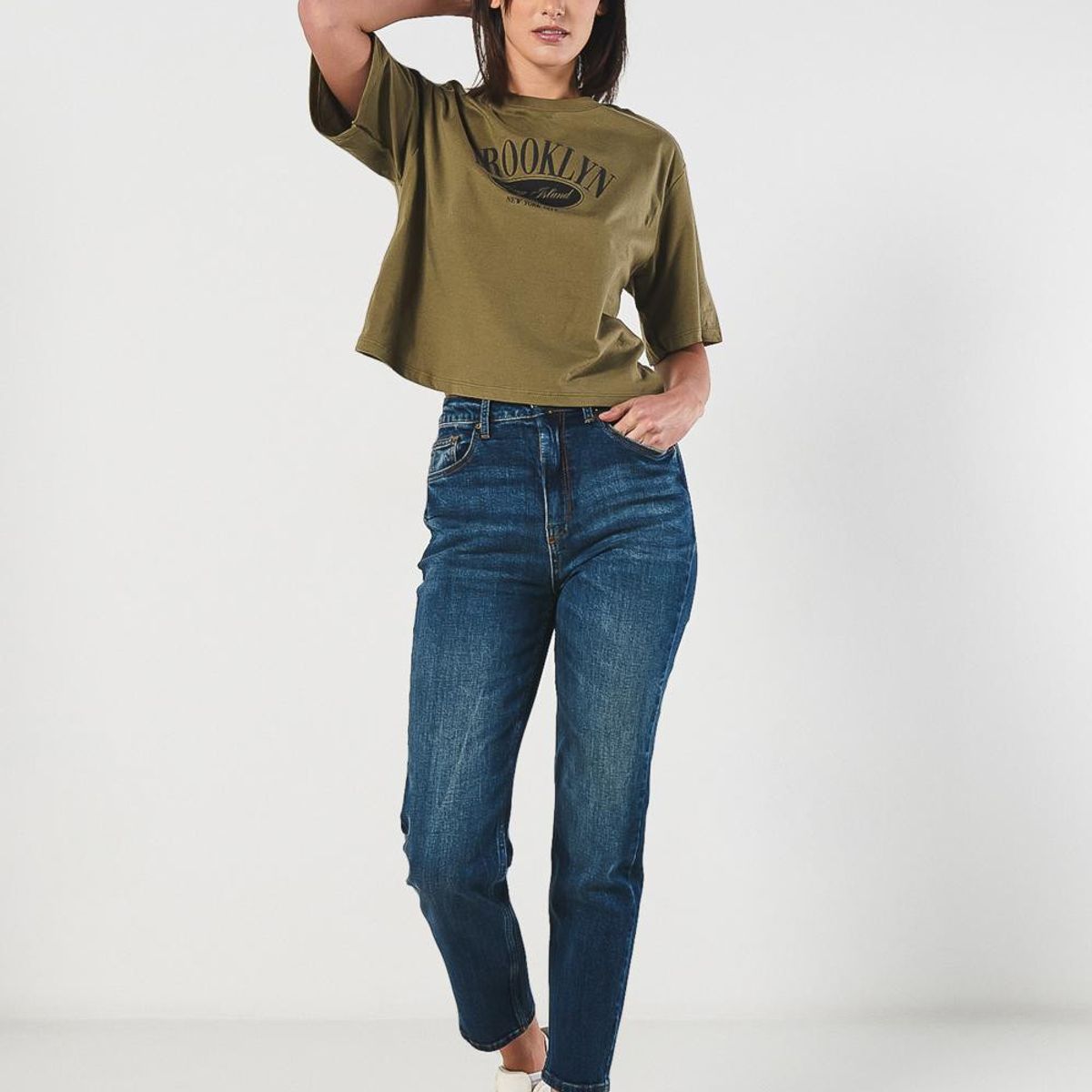 KOAJ - KOAJ Camiseta crop top oversize verde con estampado college Mujer