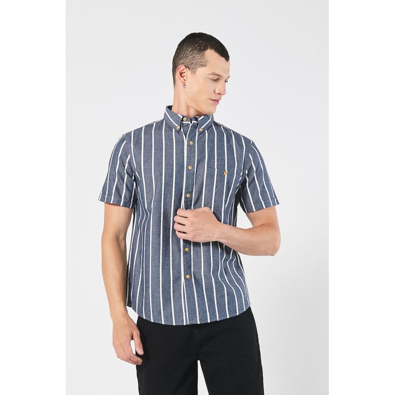 KOAJ - KOAJ Camisa con cuello button down a rayas en slim fit Hombre