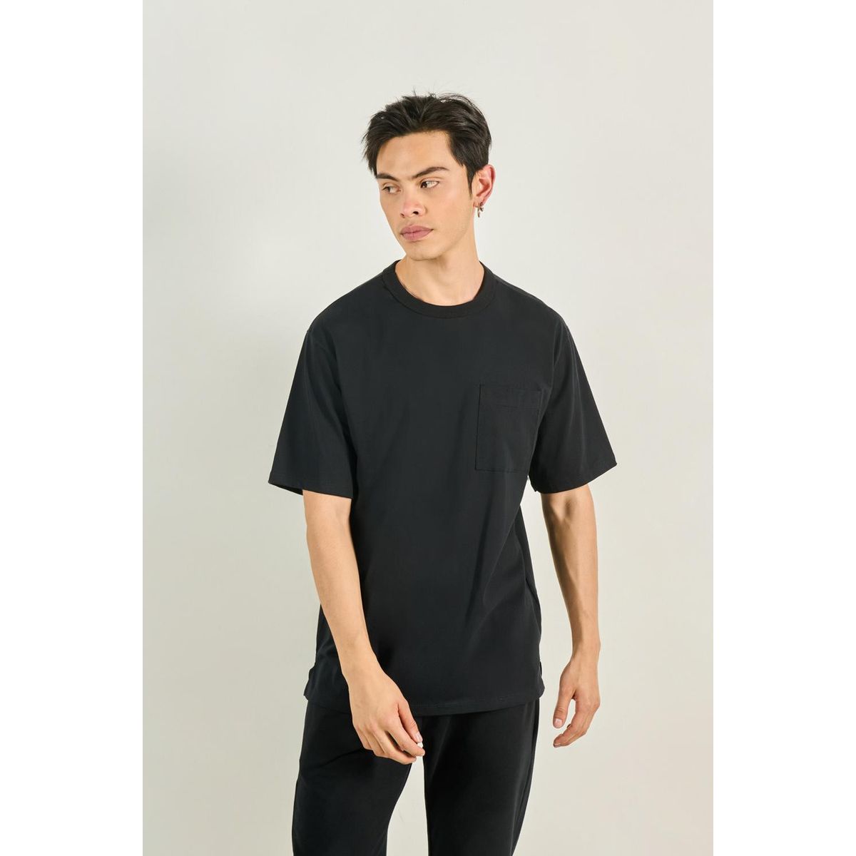 KOAJ - KOAJ Camiseta oversize unicolor con manga corta y bolsillo Hombre