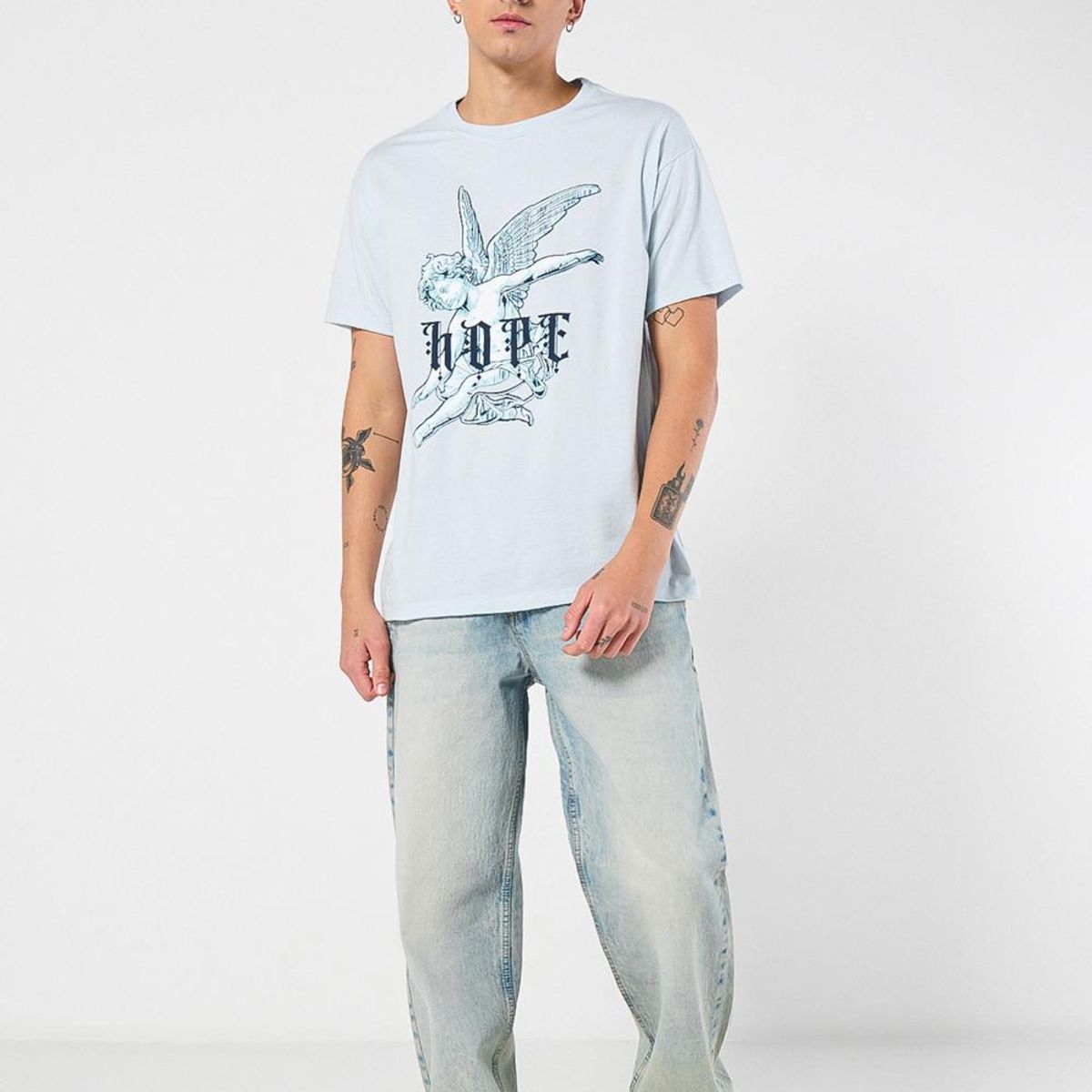 KOAJ - KOAJ Camiseta azul clara manga corta con diseño celestial Hombre