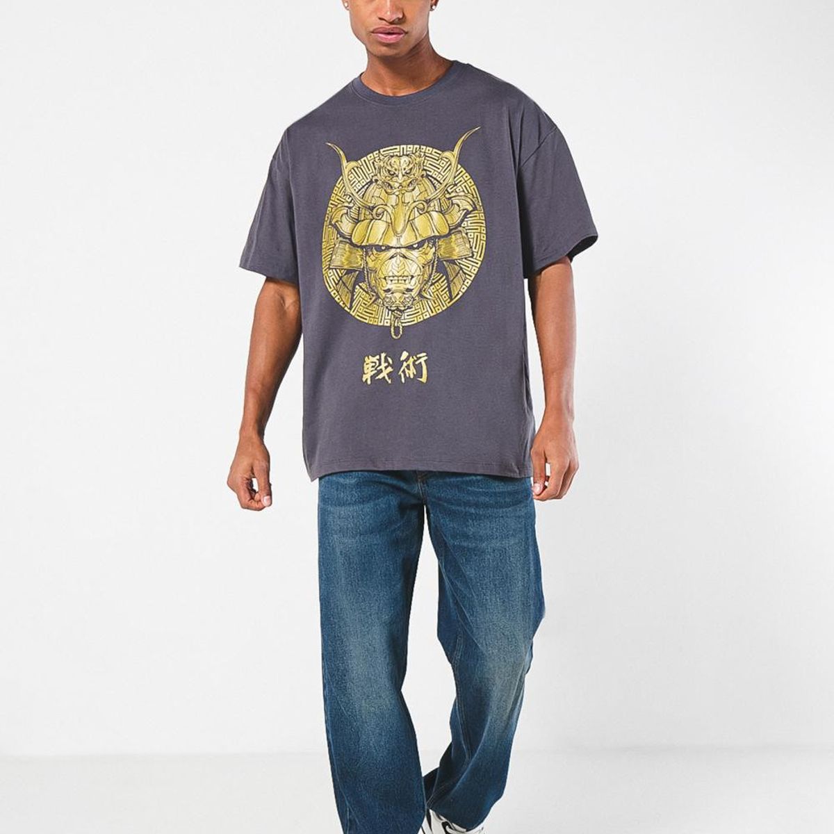 KOAJ - KOAJ Camiseta oversize gris manga corta con diseño de Iron M Hombre