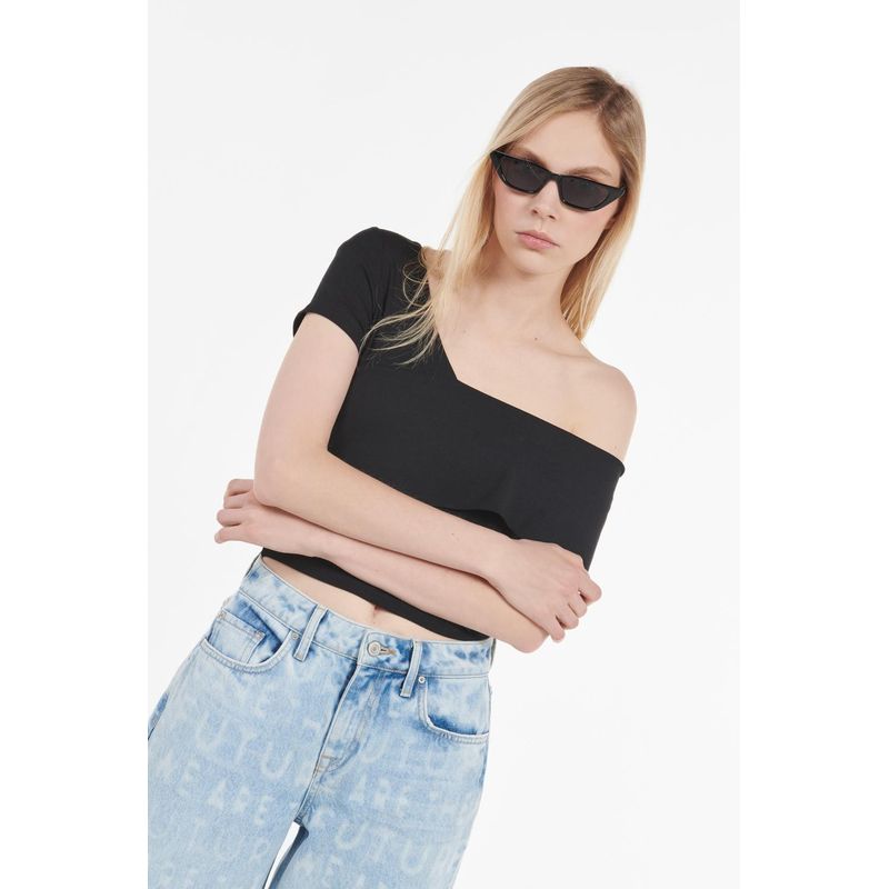 KOAJ - KOAJ Camiseta manga corta unicolor con escote asimétrico cruza MUJER