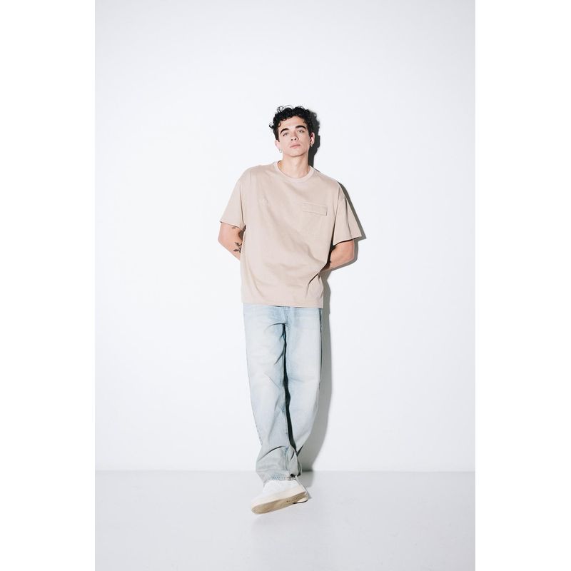 KOAJ - KOAJ Camiseta unicolor oversize con bolsillo y manga corta HOMBRE