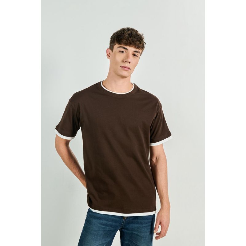 KOAJ - KOAJ Camiseta para hombre manga corta café, elaborada en tela  HOMBRE