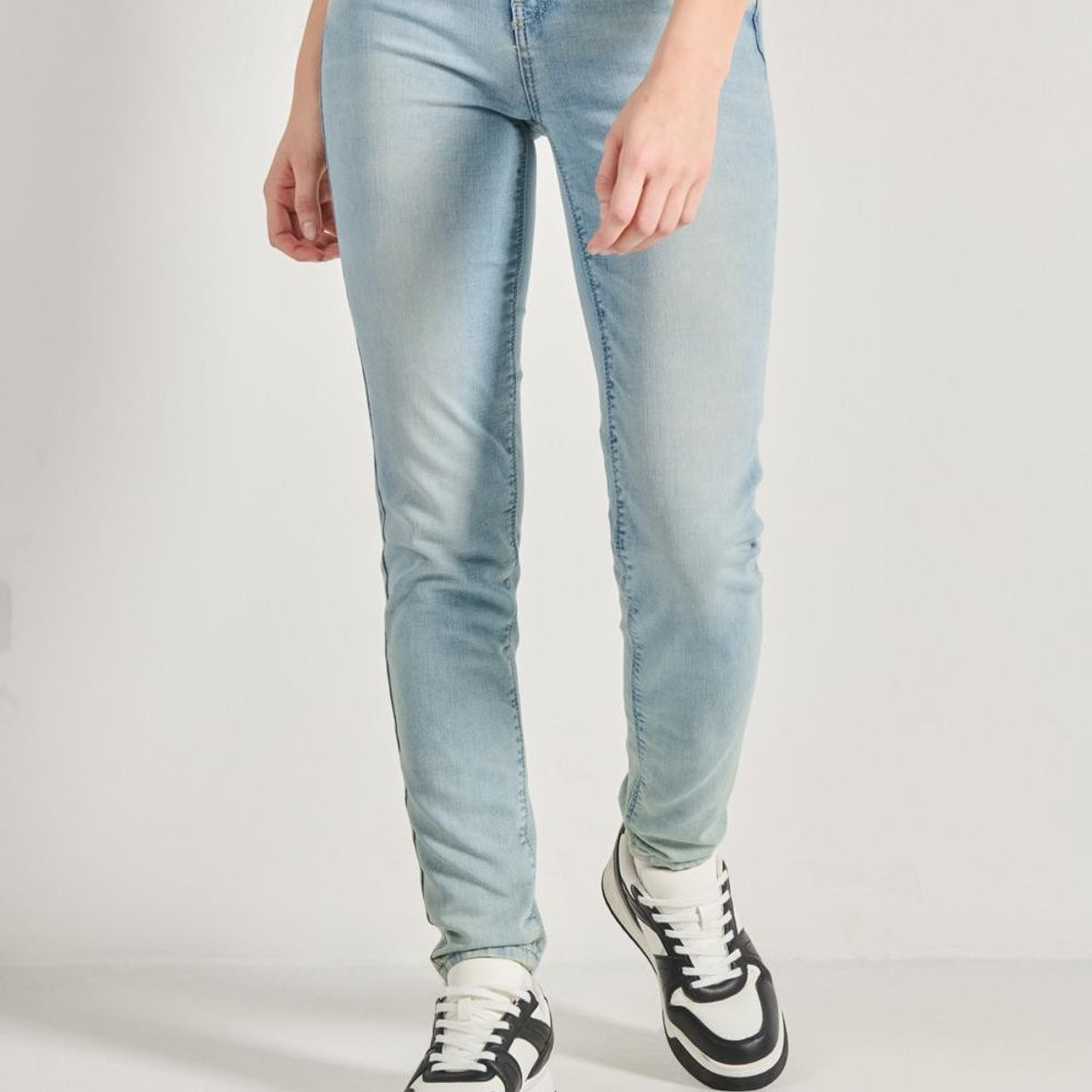 KOAJ - KOAJ Jean súper tiro alto jegging azul con desgastes sutiles