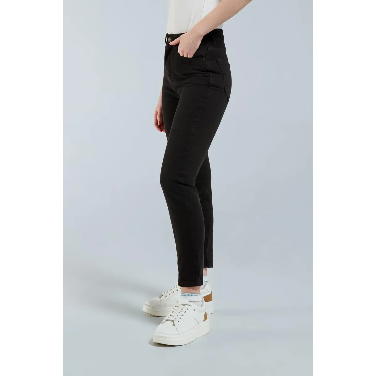 KOAJ - KOAJ Jean mom fit tiro super alto Mujer