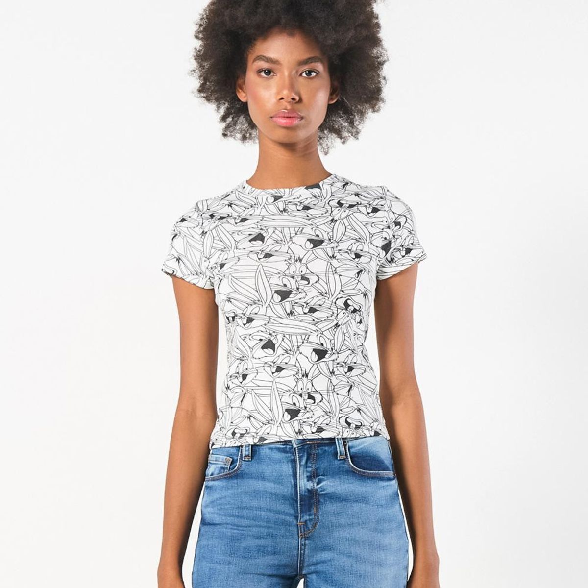 KOAJ - KOAJ Camiseta crema en rib de Looney Tunes manga corta Mujer